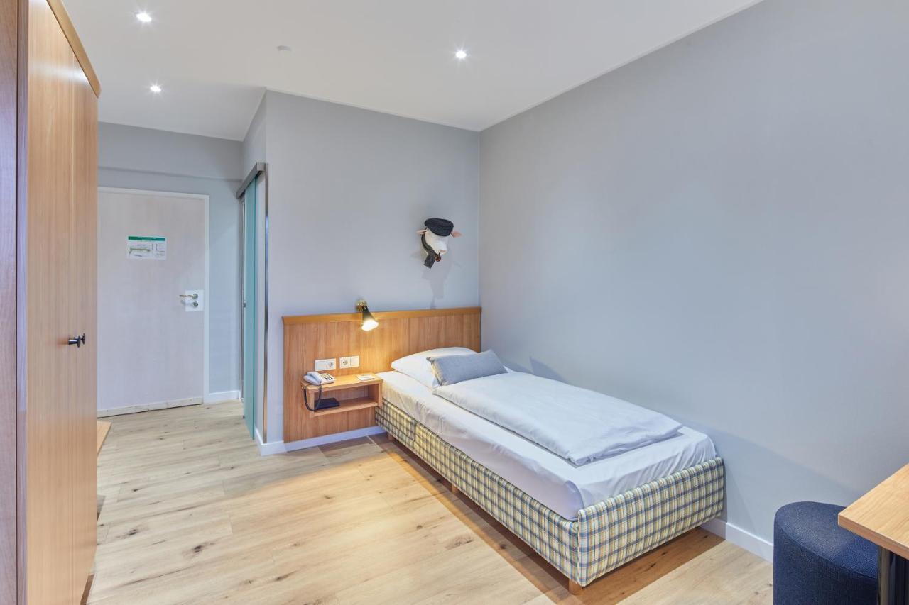 Hotel Sonneck Knüllwald Kültér fotó