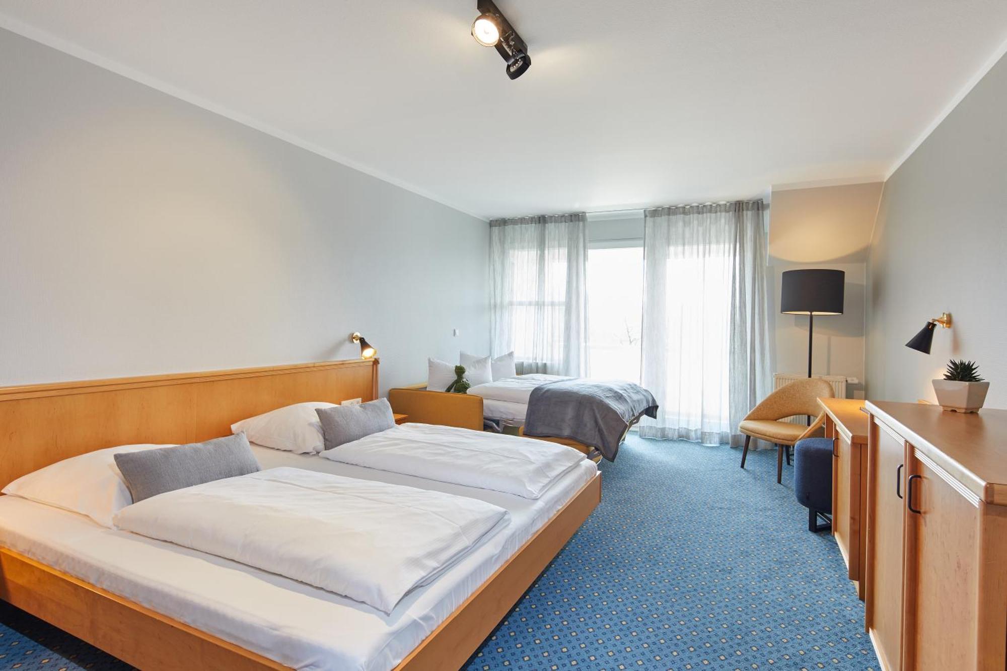 Hotel Sonneck Knüllwald Kültér fotó